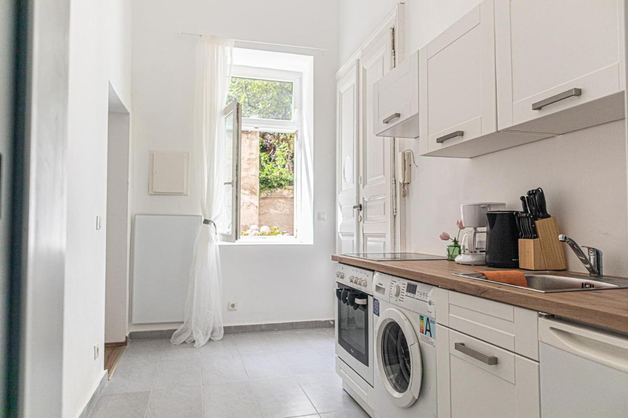 Apartment Stunning 1br - Near Akh Building For Everyone Wien